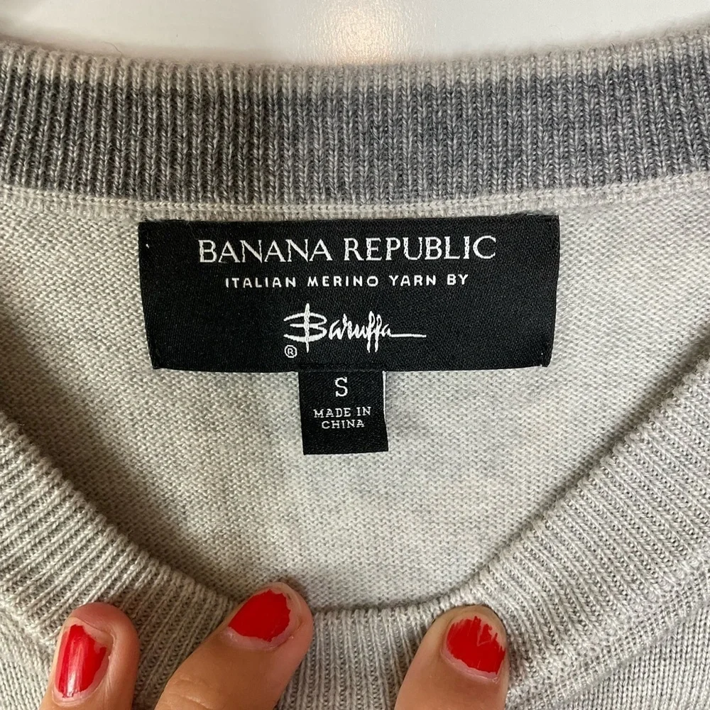 Banana Republic Merino‎ Wool Sweater by Baruffa Size Small